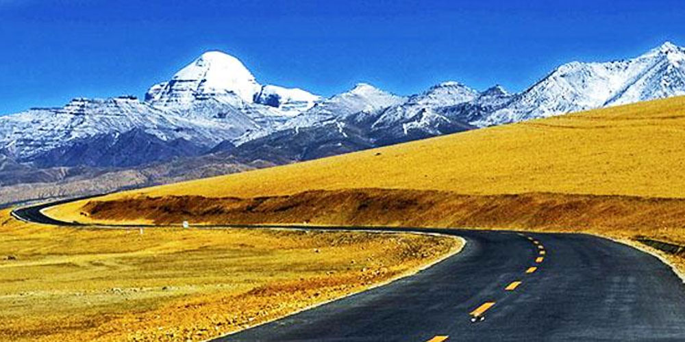 Kailash Manasarovar Yatra by Helicopter from Lucknow